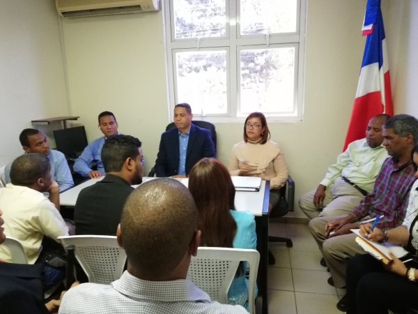 Director de la ONDA conversa sobre el Tratado de Marraket con discapacitados visuales