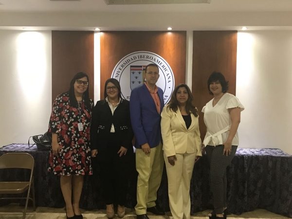 Funcionario de la ONDA exponen hablan sobre derecho de autor a profesores y estudiantes de la Unibe