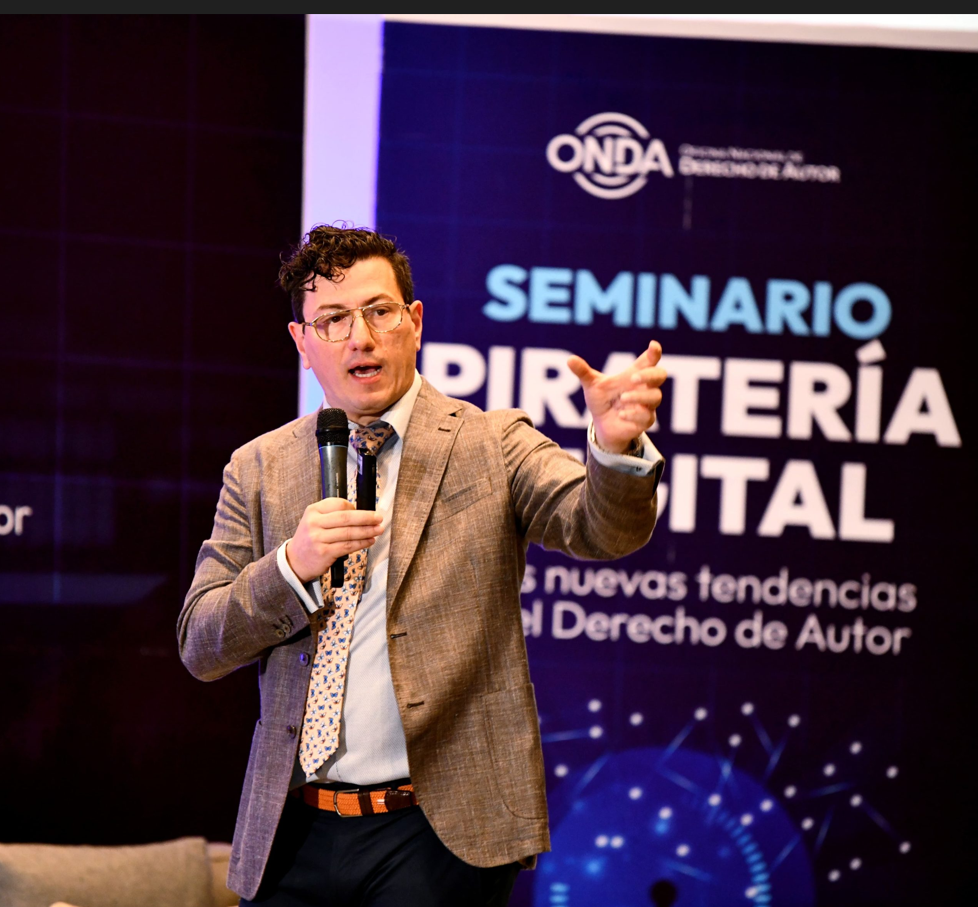 Experto brasileño advierte sobre implicaciones de la piratería digital en economías emergente