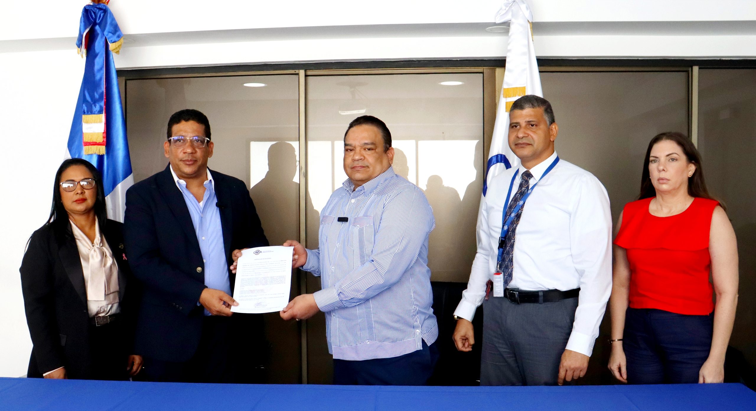 DGCP es la primera institución pública del país en registrar en la ONDA cuatro herramientas tecnológicas