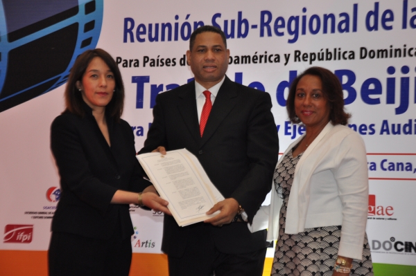 Director de la ONDA afirma RD trabajará para garantizar textos impresos y digitales a las personas ciegas.