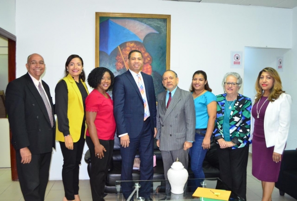 Director de la ONDA se reúne con representantes de bibliotecas de la capital