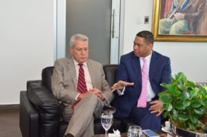 Ejecutivos de OMPI y ONDA visitan al ministro de Industria, Comercio y Mipymes