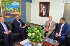 Ejecutivos de OMPI y ONDA visitan al ministro de Industria, Comercio y Mipymes