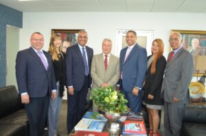 Ejecutivos de OMPI y ONDA visitan al ministro de Industria, Comercio y Mipymes