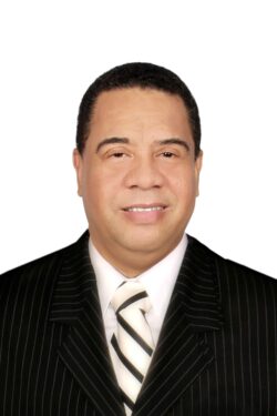 El doctor Armando Olivero dirige Departamento de Investigación y Peritaje de la ONDA