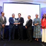 La ONDA celebra Día Mundial del Libro y el Derecho de Autor; reconoce a Army Ferreira y a poeta Tony Raful