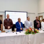 Mesa principal del encuentro sobre derecho de autor.