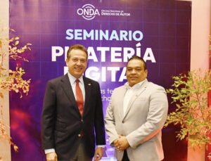 Ministro Bisonó y el director de la ONDA destacan el compromiso del Gobierno en la lucha contra la piratería digital (2)