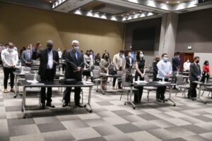 Expertos dicen auge de la piratería es preocupante en República Dominicana - Gobierno y empresas de telecomunicaciones pierden US$400 millones al año