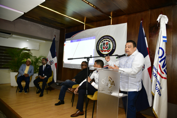 San Francisco de Macorís Artistas, abogados y comerciantes debaten en SFM sobre el aporte de la industria cultural a la economía