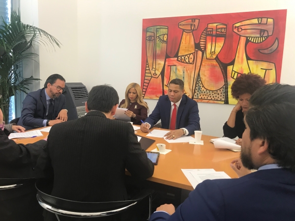 Trajano Santana y Katina Naut se reúnen en Ginebra con representantes de AC ante la OMPI