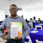 Onda ofrece seminario a artesanos del país; Gonell Cosme les recomienda organizarse y conocer el derecho de autor